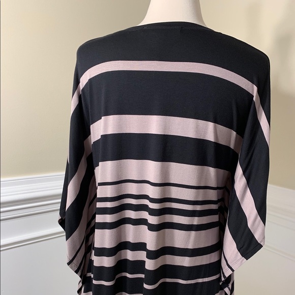 BCBG flowy top - Picture 2 of 6